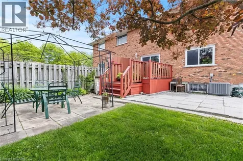 6745 Dawson Street Niagara Falls ON L2E 7B6