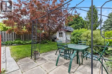 6745 Dawson Street Niagara Falls ON L2E 7B6