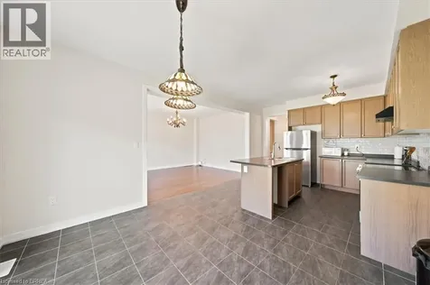 78 Lilac Circle Caledonia ON N3W 0H5