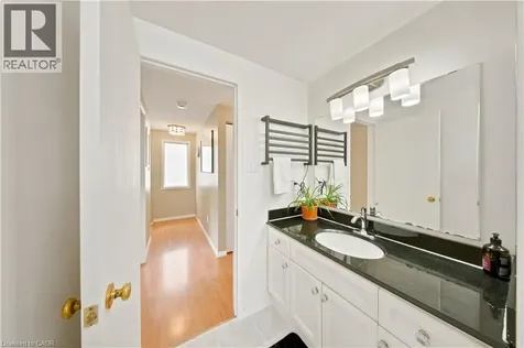 119 Rossmore Court London ON N6C 6B7