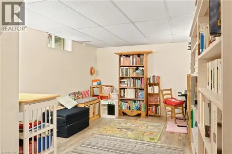 119 Rossmore Court London ON N6C 6B7