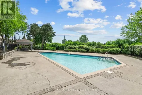 30 Malta Avenue Brampton (fletcher's Creek South) ON L6Y 4S5