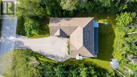 4 Woodview Drive Clearview ON L9Y 3Y9