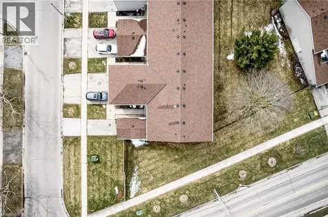 201 Dorchester Boulevard St. Catharines ON L2M 7W1
