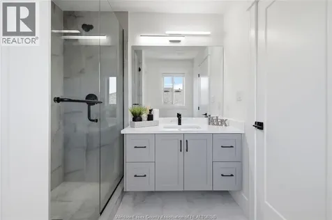 3025 Mcrobbie Crescent Windsor ON N8R 0A7