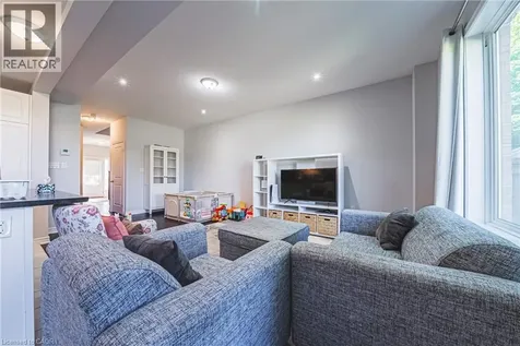 90 Raymond Road Ancaster ON L9K 0A4