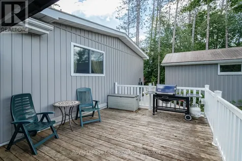 5 Golf Avenue East Wasaga Beach ON L9Z 1K2