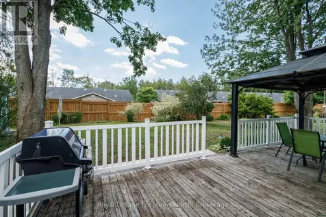 5 Golf Avenue East Wasaga Beach ON L9Z 1K2
