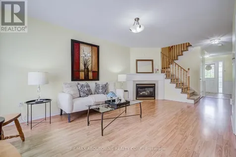 5128 Falconcrest Drive Burlington (uptown) ON L7L 6K4