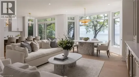 21 Second Street Oakville ON L6J 3T1