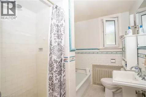12 Wellington Street North Kitchener ON N2H 5J4