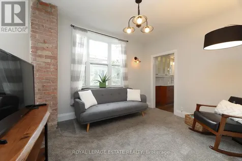 27 Sycamore Place Toronto (the Beaches) ON M4E 1K3