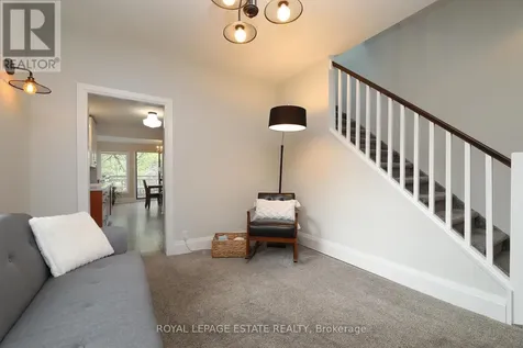 27 Sycamore Place Toronto (the Beaches) ON M4E 1K3