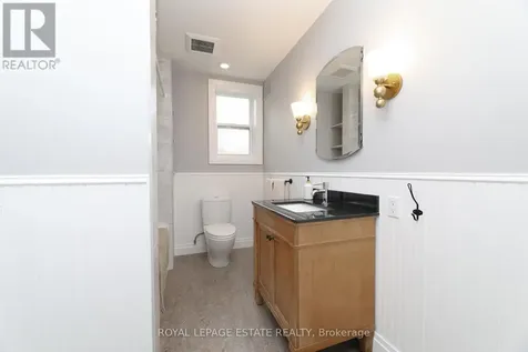 27 Sycamore Place Toronto (the Beaches) ON M4E 1K3
