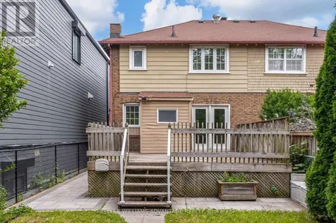 38 Hopedale Avenue Toronto (broadview North) ON M4K 3M7