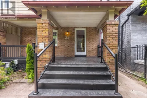38 Hopedale Avenue Toronto (broadview North) ON M4K 3M7