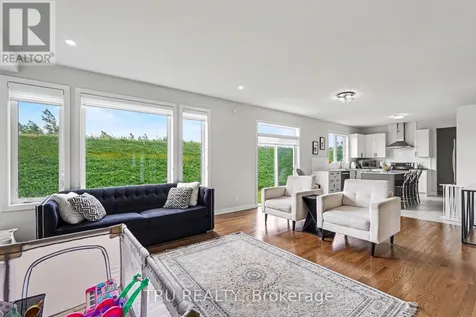 748 Eminence Street Ottawa ON K2J 6X6