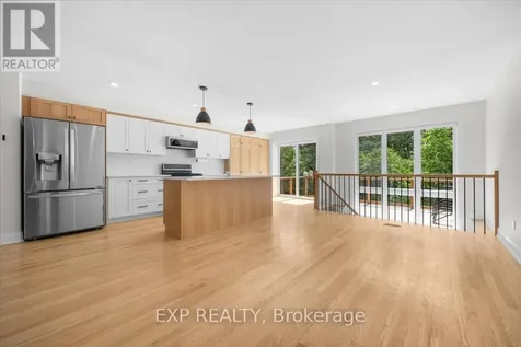 84 Porter Street Ottawa ON K2S 2L8