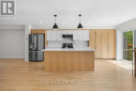 84 Porter Street Ottawa ON K2S 2L8