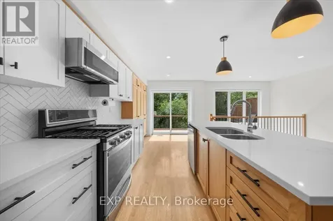 84 Porter Street Ottawa ON K2S 2L8
