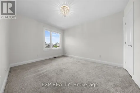 84 Porter Street Ottawa ON K2S 2L8
