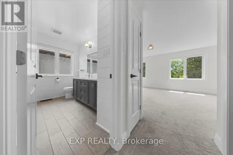 84 Porter Street Ottawa ON K2S 2L8