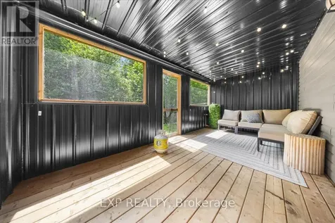 84 Porter Street Ottawa ON K2S 2L8