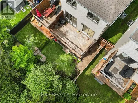84 Porter Street Ottawa ON K2S 2L8