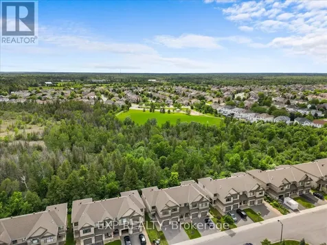 84 Porter Street Ottawa ON K2S 2L8
