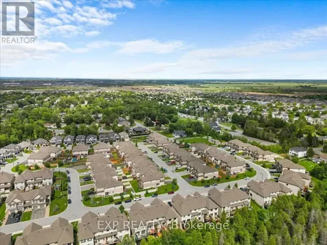 84 Porter Street Ottawa ON K2S 2L8