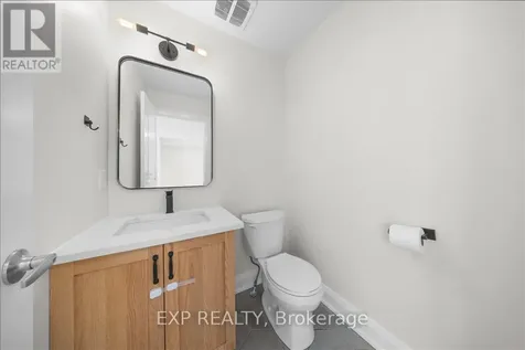 84 Porter Street Ottawa ON K2S 2L8