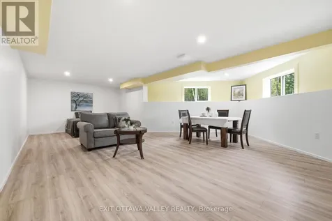 301 Doran Road Petawawa ON K8H 2W8