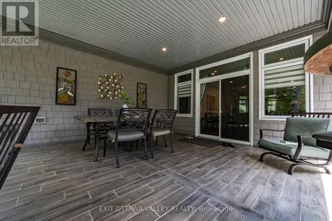 301 Doran Road Petawawa ON K8H 2W8