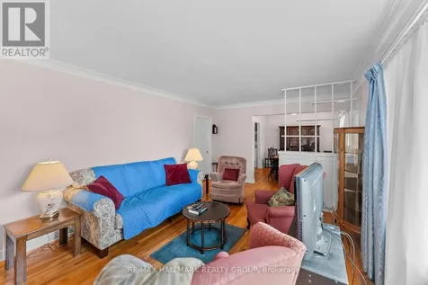 2075 Neepawa Avenue Ottawa ON K2A 3L7
