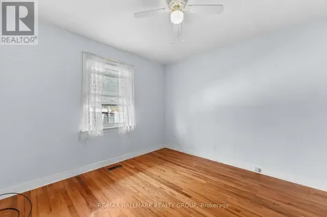 2075 Neepawa Avenue Ottawa ON K2A 3L7