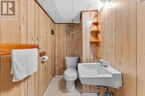 2075 Neepawa Avenue Ottawa ON K2A 3L7