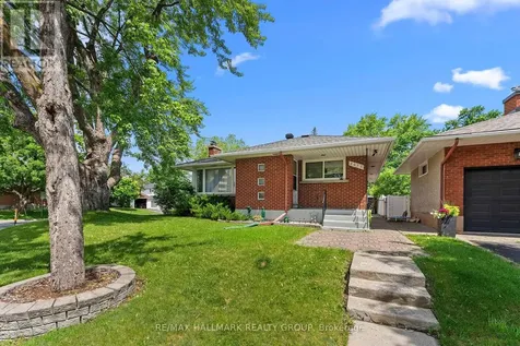 2075 Neepawa Avenue Ottawa ON K2A 3L7