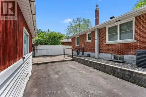2075 Neepawa Avenue Ottawa ON K2A 3L7