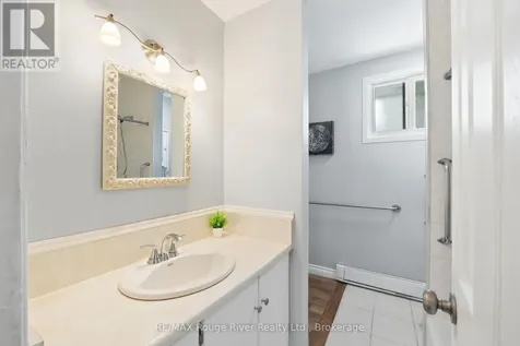 42 Meredith Crescent Cobourg ON K9A 4M9