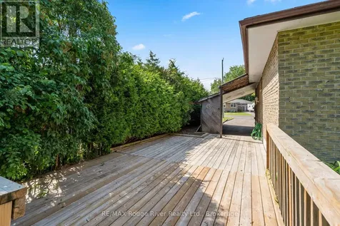 42 Meredith Crescent Cobourg ON K9A 4M9