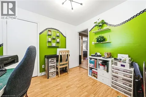 2231 Sandringham Drive Burlington ON L7P 3E6