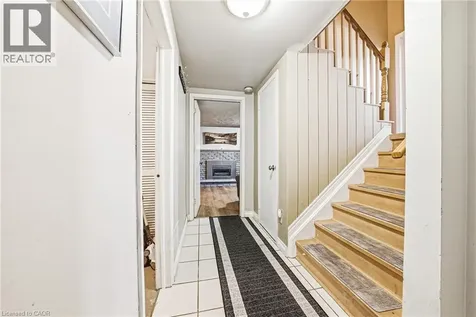 2231 Sandringham Drive Burlington ON L7P 3E6