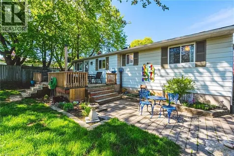 2231 Sandringham Drive Burlington ON L7P 3E6