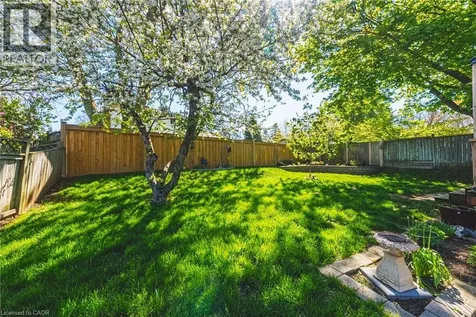 2231 Sandringham Drive Burlington ON L7P 3E6