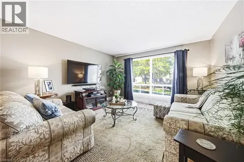2231 Sandringham Drive Burlington ON L7P 3E6