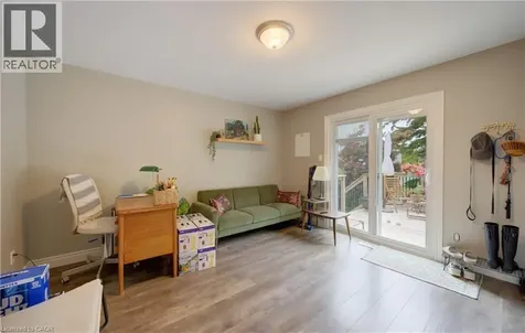 127 Strathcona Crescent Kitchener ON N2B 2W8