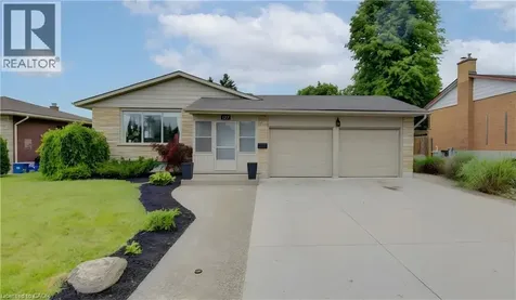 127 Strathcona Crescent Kitchener ON N2B 2W8