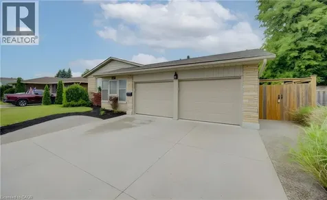 127 Strathcona Crescent Kitchener ON N2B 2W8