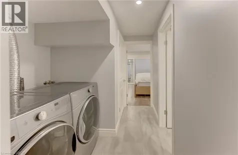 127 Strathcona Crescent Kitchener ON N2B 2W8