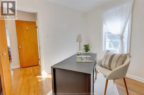 2790 Randolph Avenue Windsor ON N9E 3C9